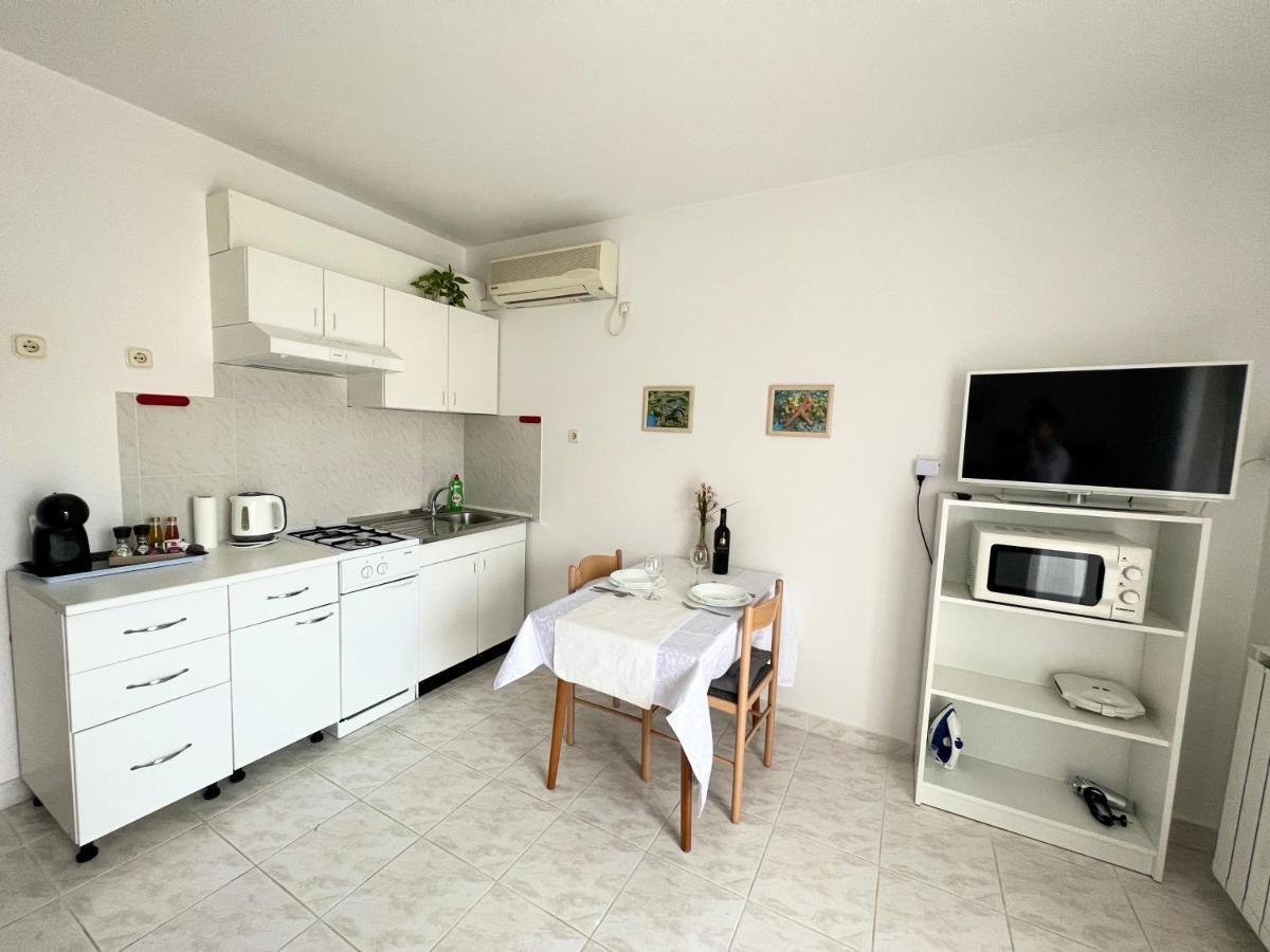 Martin Apartments Rovinj Bagian luar foto